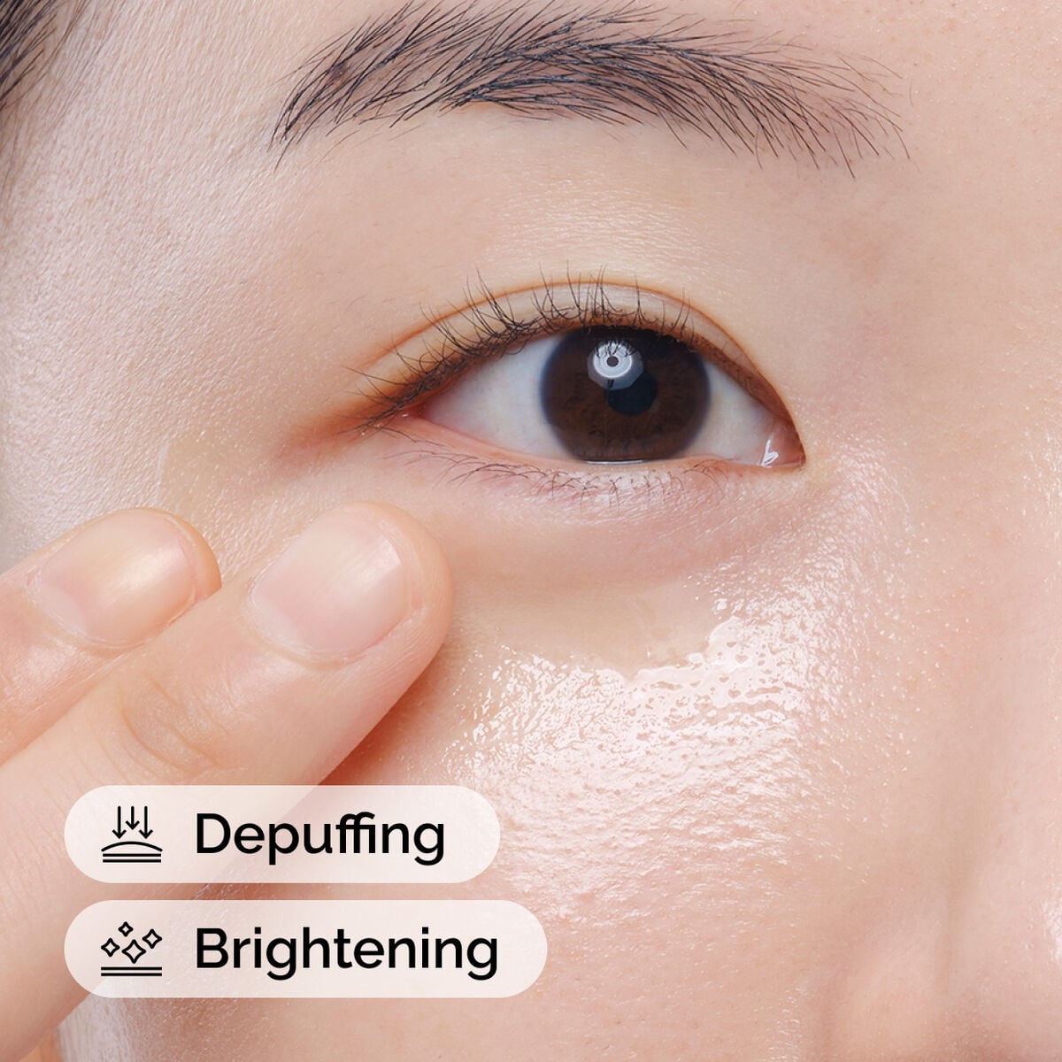 caffeine-solution-5-egcg-eye-serum-x5 ord-caffeine-solution-egcg-model-application-with-benefits.jpg