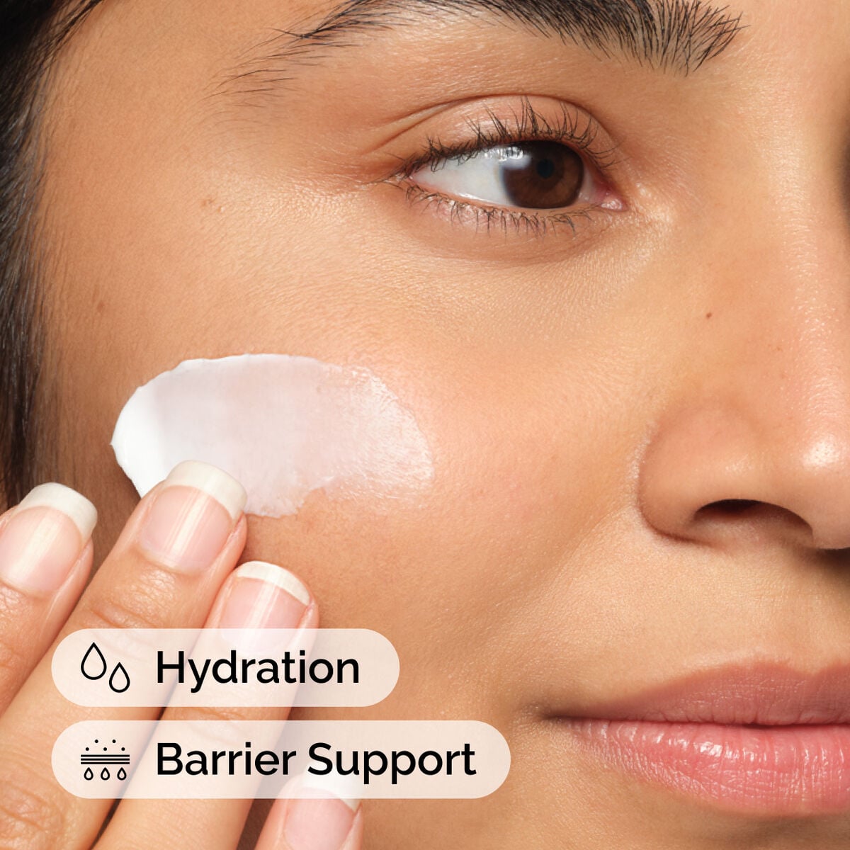 natural-moisturizing-factors-ha-q6 ord-natural-moisturizing-factors-ha-model-application-with-benefits.jpg